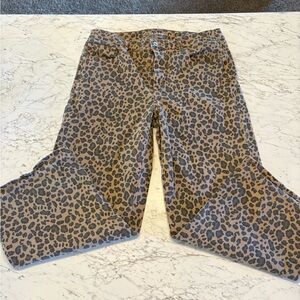 American Eagle Leopard Print Stovepipe Ankle Jeans